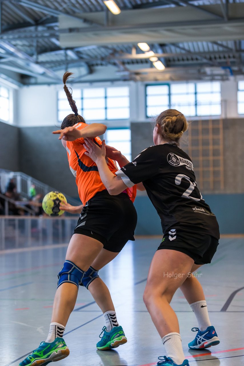 Bild 219 - Frauen OL TuS Esingen - SG Niendorf/Wandsetal : Ergebnis: 24:17